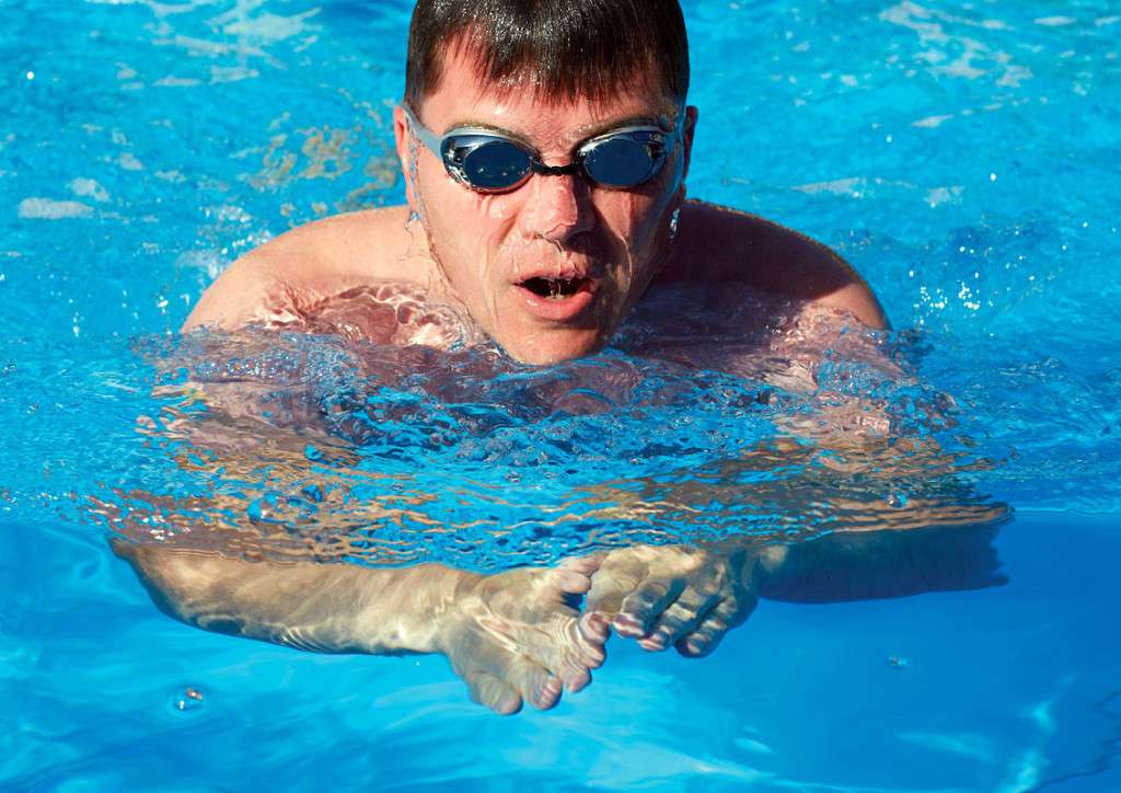 Adults Swimming 60